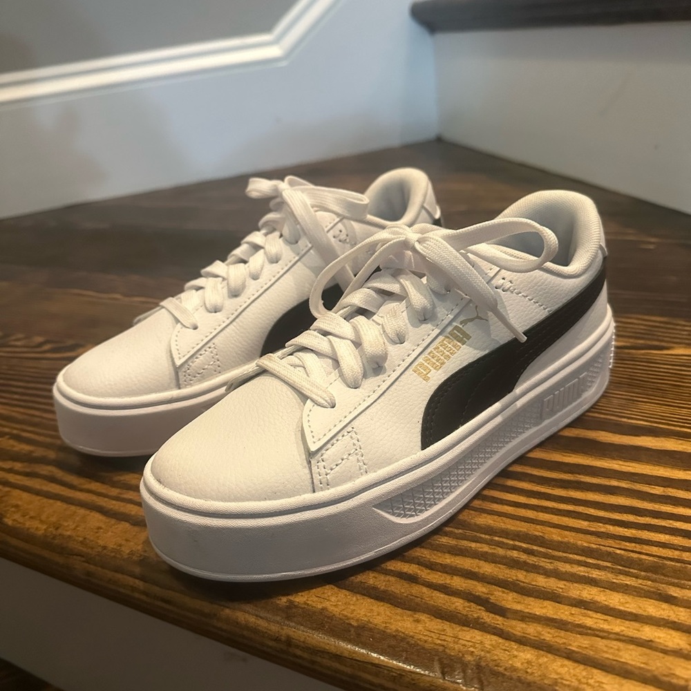 PUMA Women's White and Black Sneakers